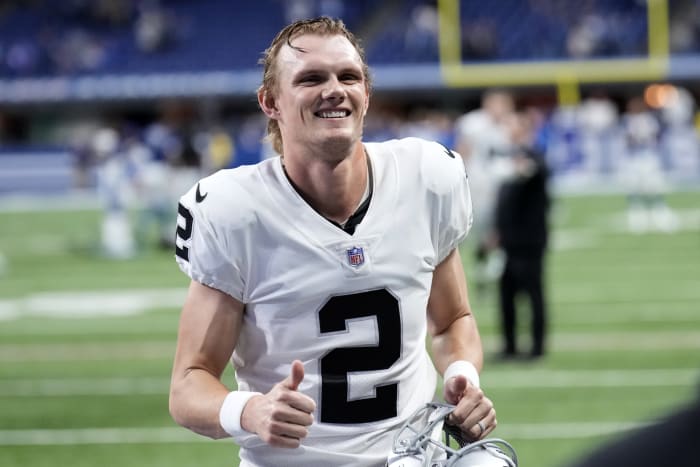 Daniel Carlson's field goal as OT expires sends Raiders into