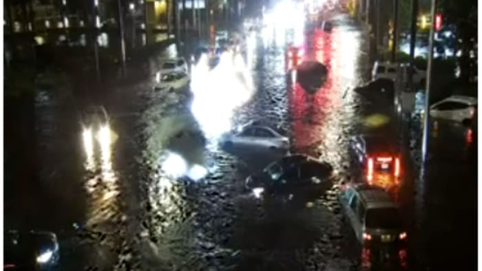 Broward County airport closes amid flash flood emergency