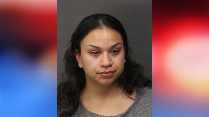 Read more about the article Baytown woman arrested for leaving two children in locked car while getting her nails done