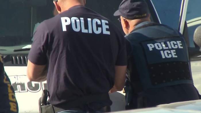 ICE detains multiple employees at Groomer’s Seafood market; SAPD provides perimeter security under state law, memo says