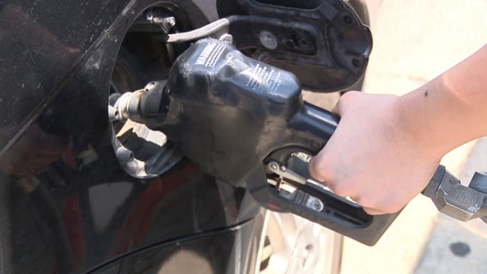 Florida gas prices dip as 4th of the July approaches