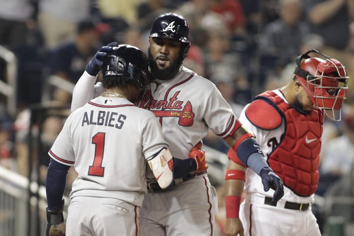 Duvall helps Braves beat Nats 8-4, move closer in NL East