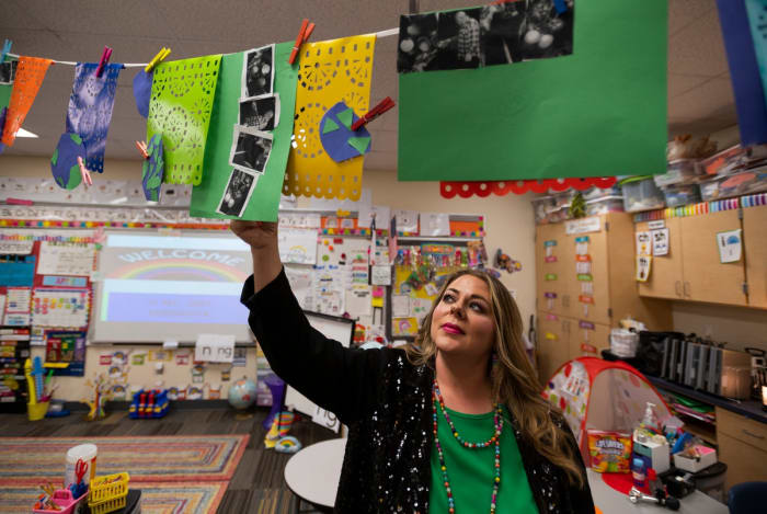 Teachers are losing hope that lawmakers will give them a big raise this session - Vimarsana News