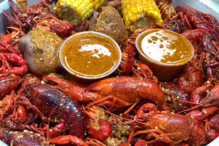 The ULTIMATE guide to Greater Houston crawfish