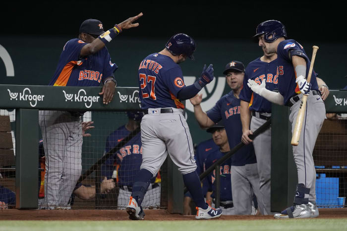 Astros 2 immaculate innings, Maldonado 3 RBIs to beat Texas