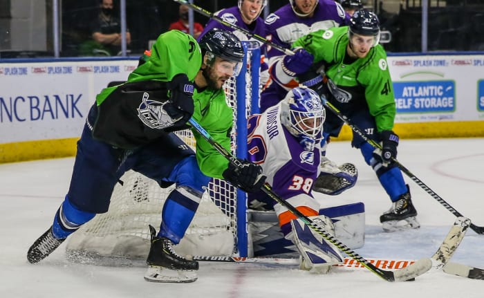clickorlando.com - Jacob Langston - 'Last, best, and final offer:' Orlando Solar Bears games postponed amid ECHL players' strike