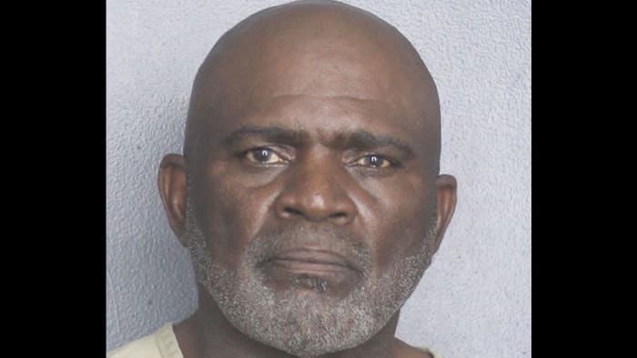 Police report reveals details of pending case against Hall of Famer Lawrence Taylor