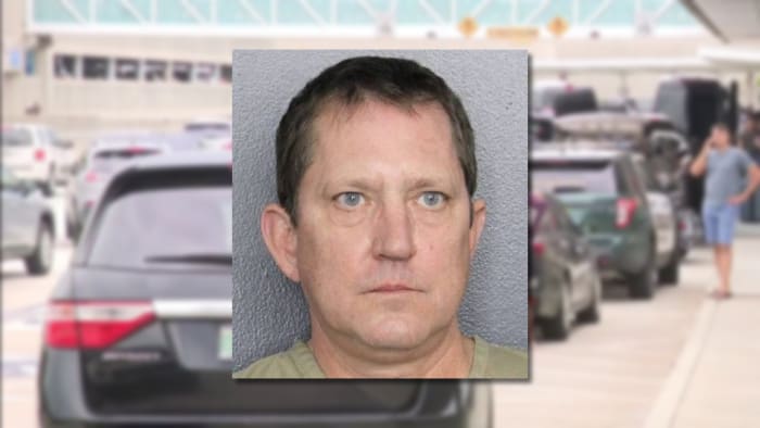 BSO: Man faces felony for taking photo with, stealing deputy’s ...