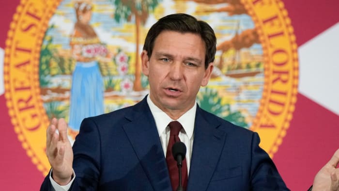 ‘An American problem:’ DeSantis defends Florida flying migrants to California