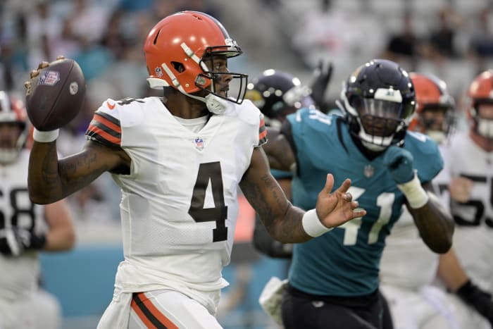 Deshaun Watson on field with Browns as legal storm swirls around QB