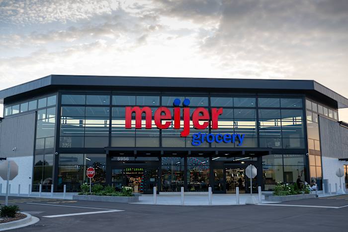 Jobs in Oakland County: Meijer looking to hire 175 employees for new grocery store