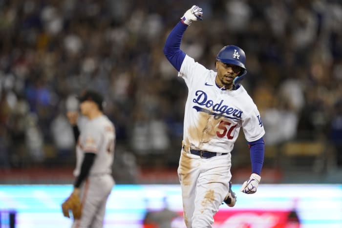 Dodgers win in 12th on bases-loaded walk, Muncy homers twice to regain  major-league lead