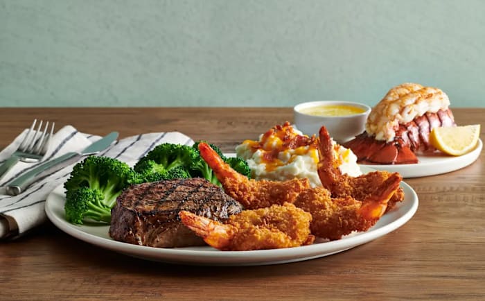 প্রেসিডেন্স ডে সেলস 2026: শপিং ডিল, ফুড স্পেশাল এবং টেক ডিসকাউন্ট