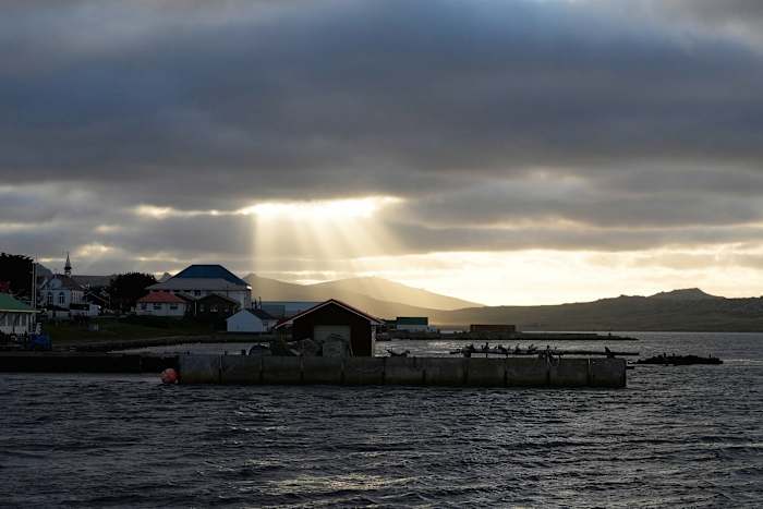 Argentine judge orders halt to Falklands oil project as tensions with Britain rise