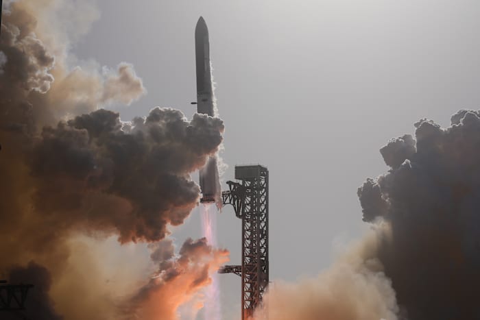 Image linked from the original feed: Musk likely to face tough questions during SpaceX's first earnings call as a public company