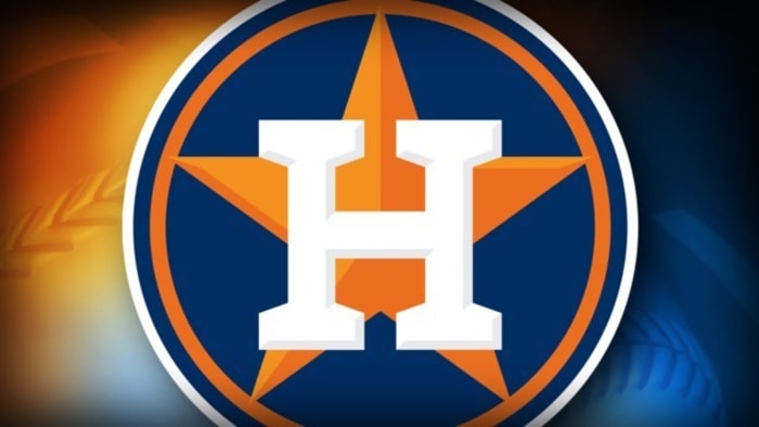 Astros team store extends hours after advancing to ALCS