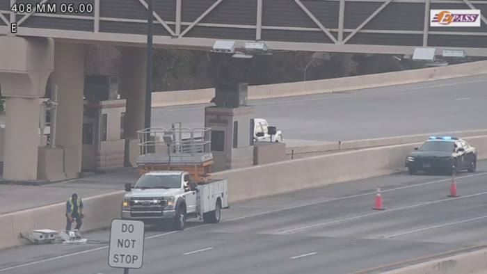 Toll camera falls onto SR-408 in Orange County