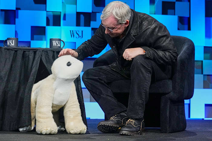 Roomba pioneer aims to crack the household market again with an AI-powered pet robot
