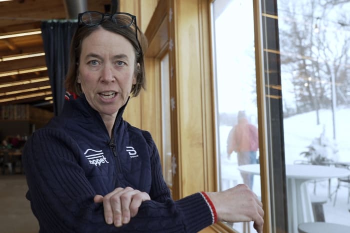 How to stay warm in layered clothing and avoid frostbite this winter