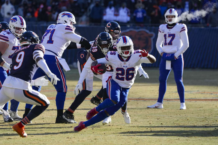 Allen Throws for 4 TDs, Bills Beat 49ers 34-24 in Arizona