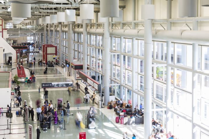 Where to grab a snack between flights at George Bush Intercontinental Airport ✈️