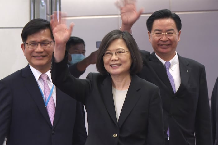 China threatens retaliation if Tsai and McCarthy meet