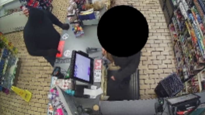 7 Eleven worker sentenced for robbing mini mart chain locations in