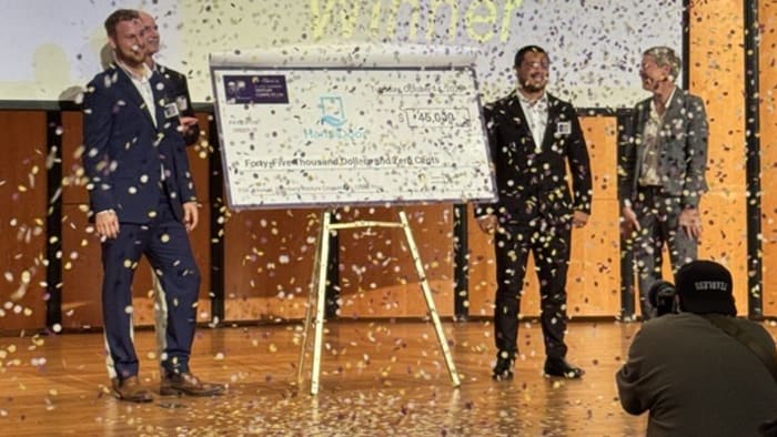 <a href="https://www.ksat.com/news/local/2025/10/15/handidoor-startup-wins-45000-in-trinity-universitys-stumberg-venture-competition/" target="_blank">Student startup wins $45,000 in Trinity University’s Stumberg Venture Competition</a>