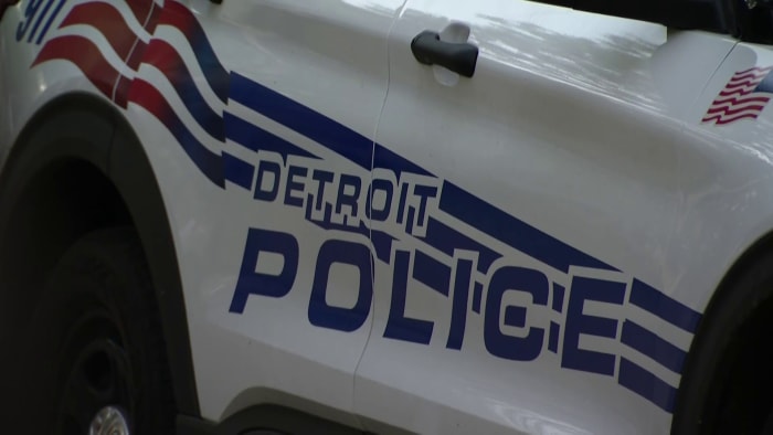 Man robbed, shot by another man when entering Detroit apartment, police say