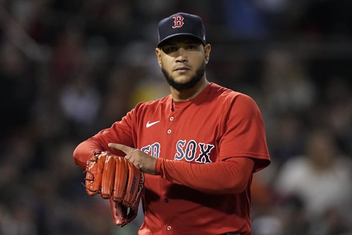 Raleigh first catcher to homer from both sides at Fenway as Mariners pound  Red Sox