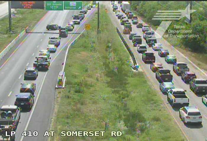 Portion of Loop 410 on South Side still closed after vehicle fire