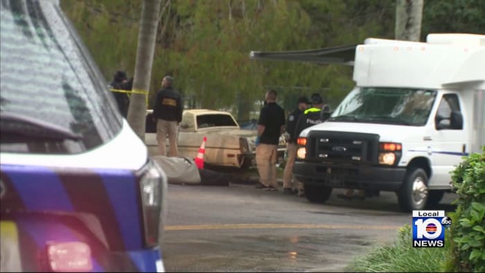 Police still working to identify victim found in submerged vehicle near Sawgrass Mills Mall - Vimarsana News