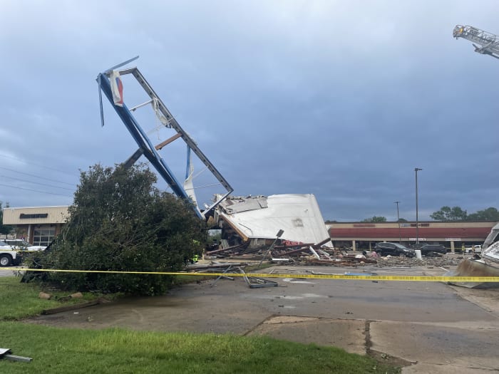 Storm damage? Here's how to collect your evidence and navigate your way through insurance claims - Vimarsana News