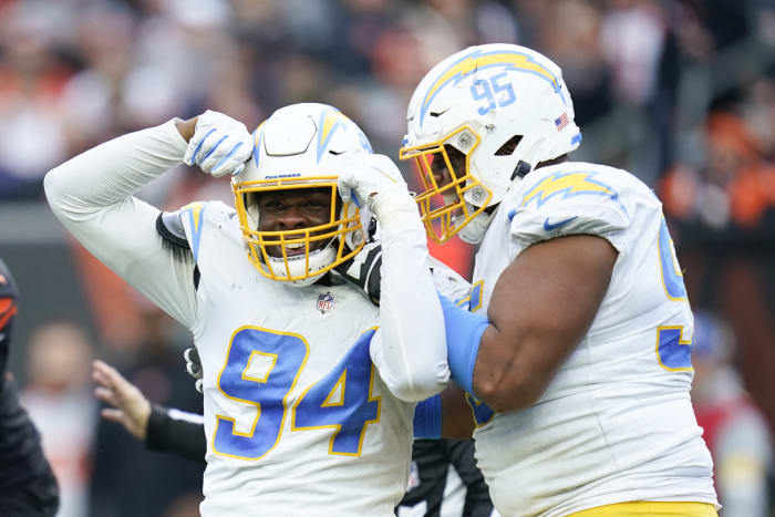 Herbert, short-handed defense lead Chargers past Fins 23-17