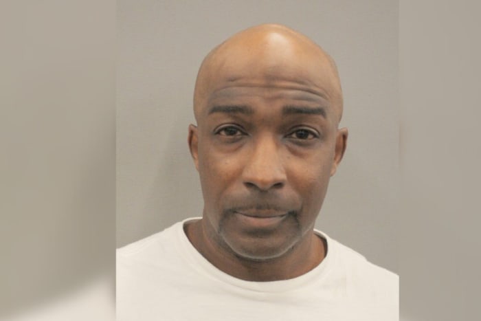 Suspect charged after allegedly beating 69-year-old man to death, leaving him inside vacant SE Houston building - Vimarsana News