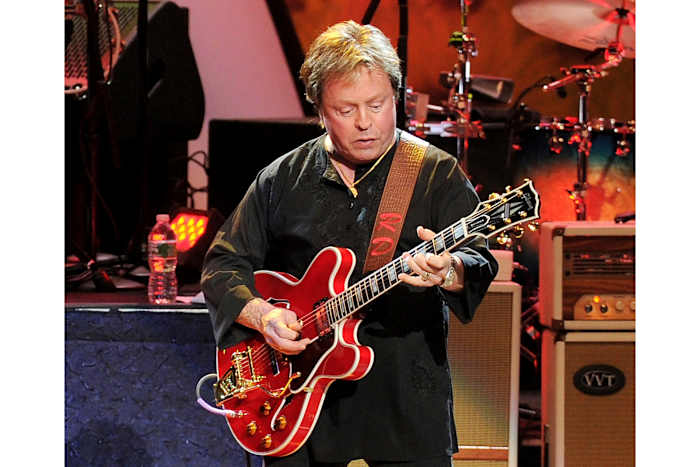 Rock Guitarist Rick Derringer Dies Aged 77