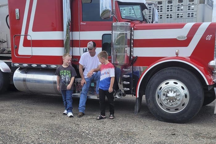 Midwest mystery: Iowa man still missing, 2 weeks after semi holding baby pigs was found on highway