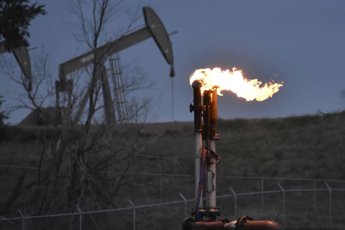US energy industry methane emissions are triple what government thinks, study finds - Vimarsana News