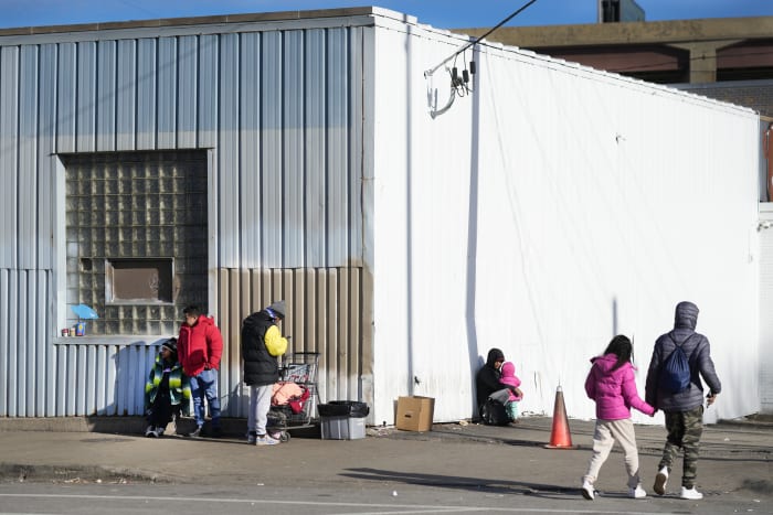 Vigil held for 5-year-old migrant boy who died at Chicago shelter