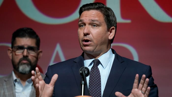 Gov. DeSantis says Biden vaccine mandate for big companies ‘is absolutely going down’