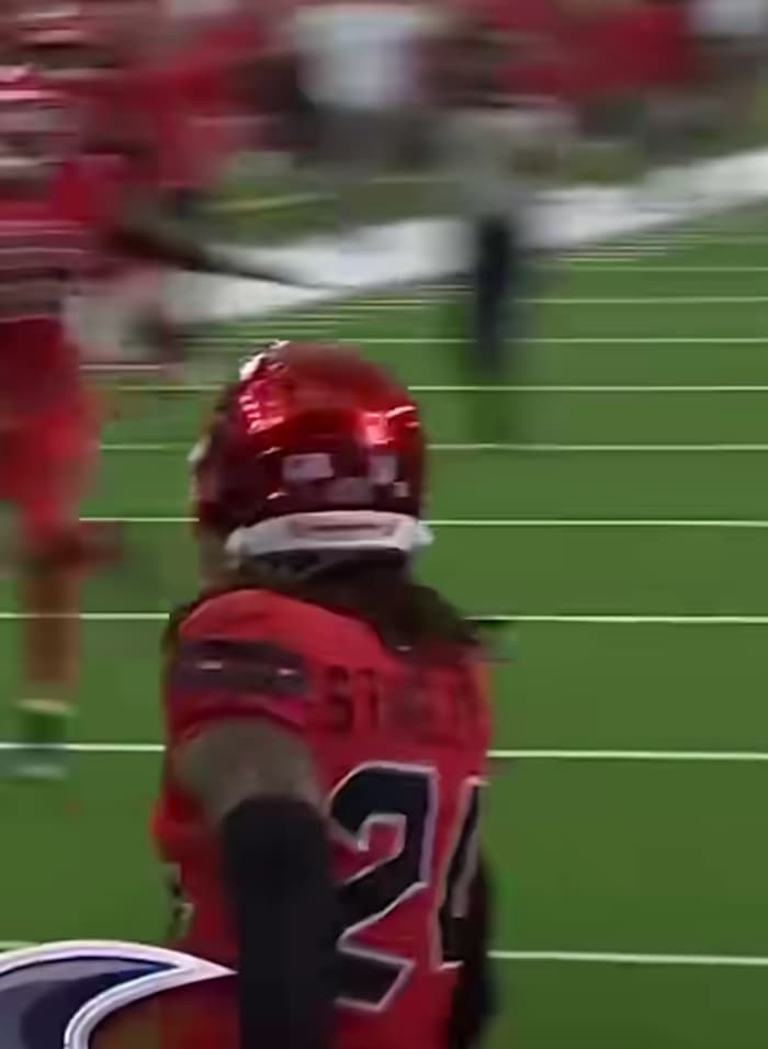 Texans All-Pro corner Derek Stingley Jr. delivers first pick-six interception of his career