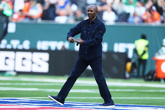 UK rapper Giggs takes center stage as NFL spices up international games ...