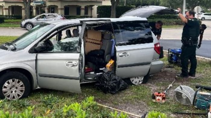 Flagler County deputies arrest 2 after tracking down stolen van, looted lawncare tools - Vimarsana News