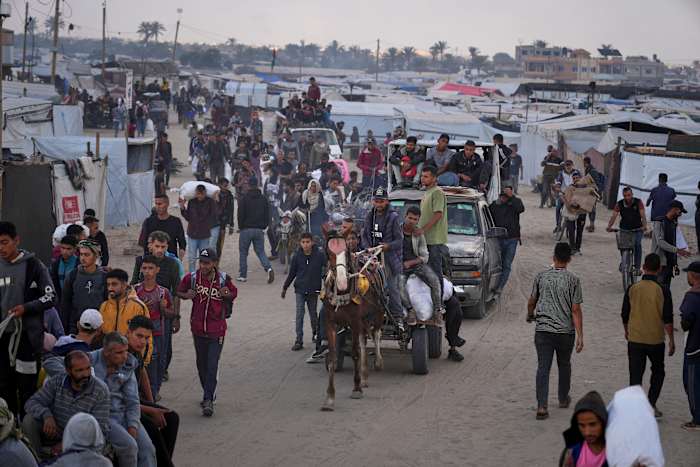 Gaza officials say Israeli forces killed 27 heading to aid site. Israel says it fired near suspects