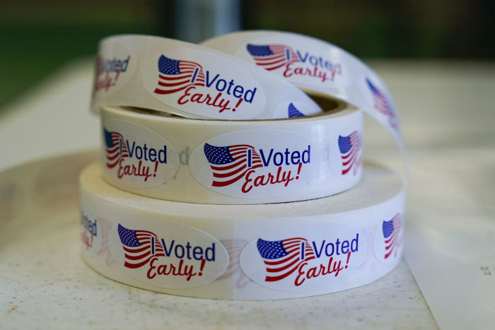 Early voting starts Monday - La Prensa De San Antonio