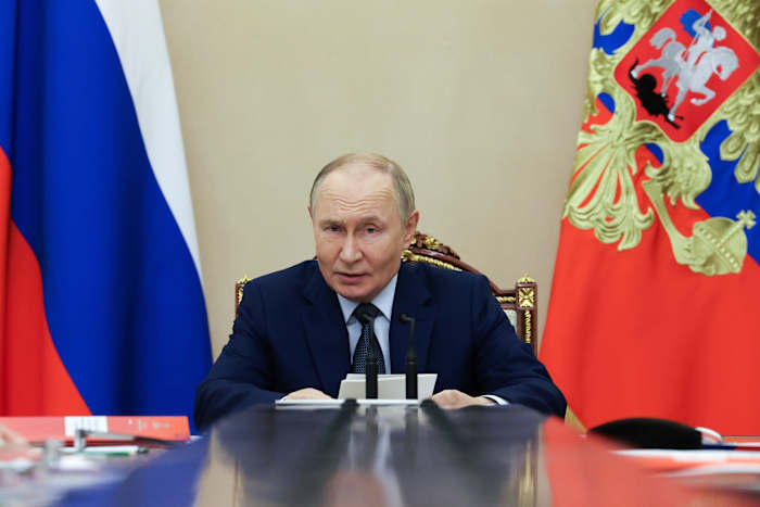 Putin Offers One-Year New START Nuclear Treaty Extension