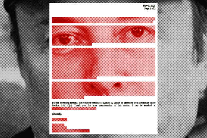 Texas Unveils Redacted Emails Between Abbott and Musk