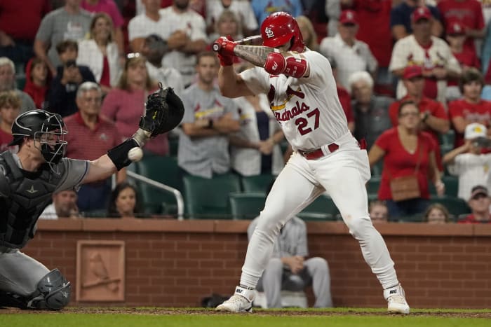 The Cardinals celebrated Tyler O'Neill's walk-off home run by ripping his  shirt off