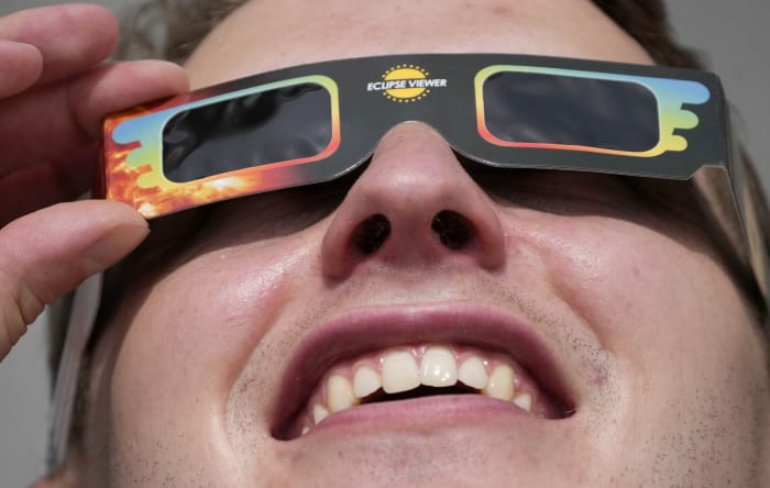 Orange Park Mall to hand out free solar eclipse glasses for viewing of upcoming celestial event