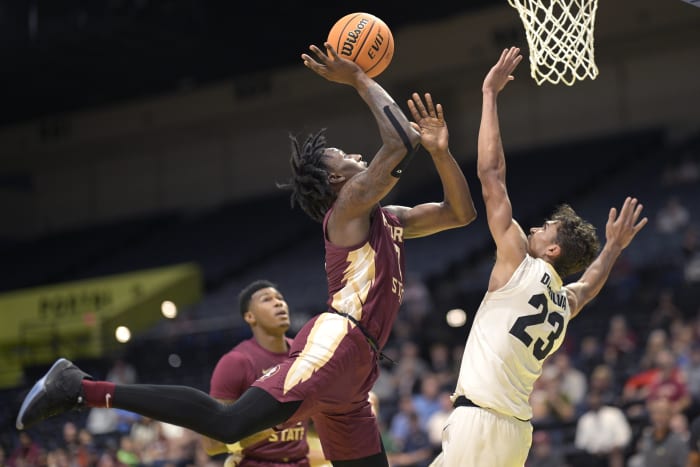 Cards fall short in first round of ACC Tournament, losing 80-62